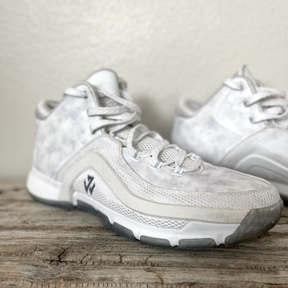 ❌SOLD❌ EUC Adidas Great J Wall Basketball Shoes - Picture 10 of 11